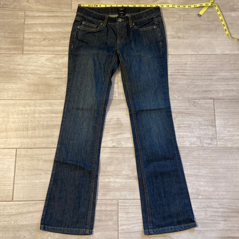 Ann Taylor Modern Denim Size 2 petite